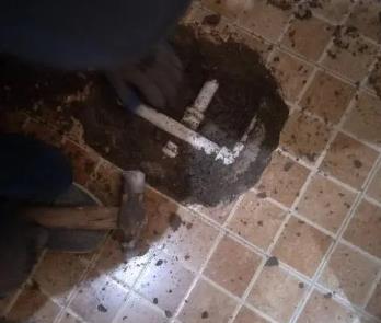 佳木斯市卫生间漏水维修公司为您分享下卫生间渗水如何处理及注意事项